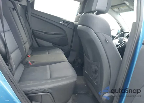 2018 Hyundai Tucson Sel z USA, uszkodzony, nr VIN KM8J33A42JU621079